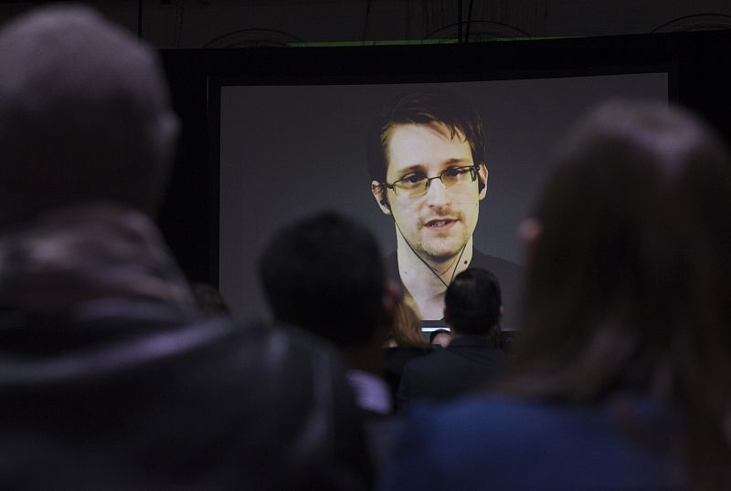Edward Snowden se muestra dispuesto a volver a EE.UU. si recibe un "juicio justo e imparcial"