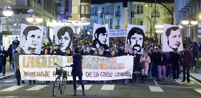 Dos detenidos y cinco agentes lesionados tras una manifestacin en Vitoria
