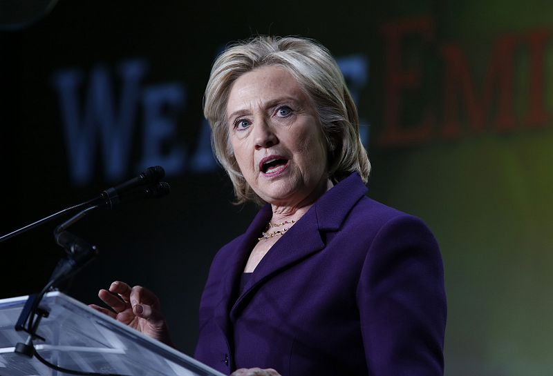 Hillary Clinton pide que se publiquen sus correos tras ser solicitados por el Congreso