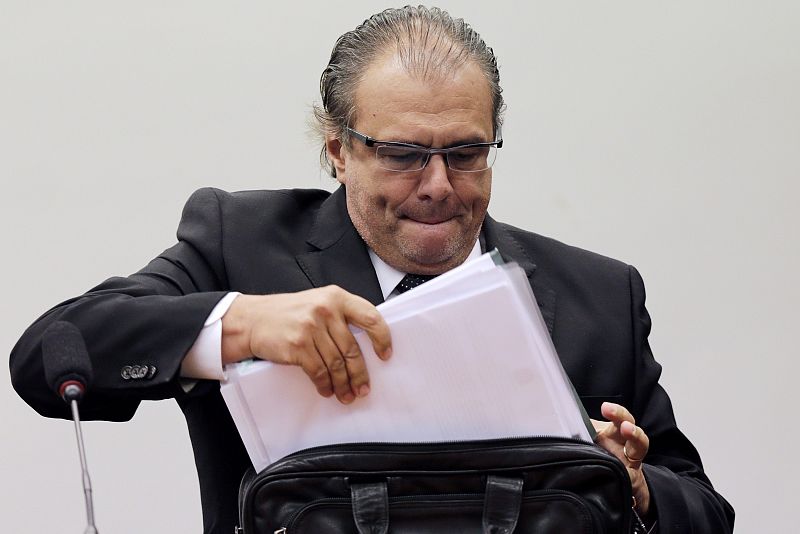 El exdirector de Petrobras involucra al partido de Rousseff en las corruptelas