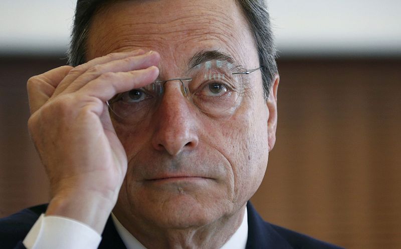 Draghi: la compra de activos del BCE puede proteger del contagio ante una nueva crisis griega
