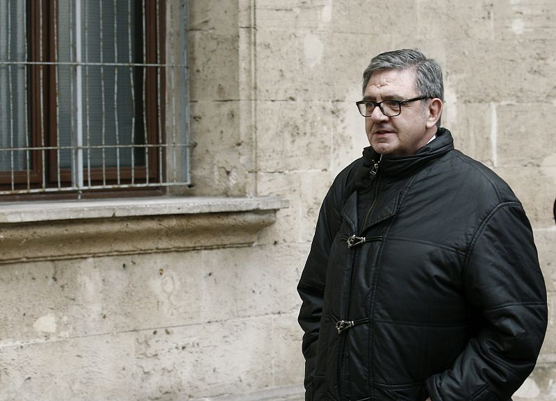 El exsecretario de las infantas, García Revenga, recurre en los tribunales su cese en la Casa Real