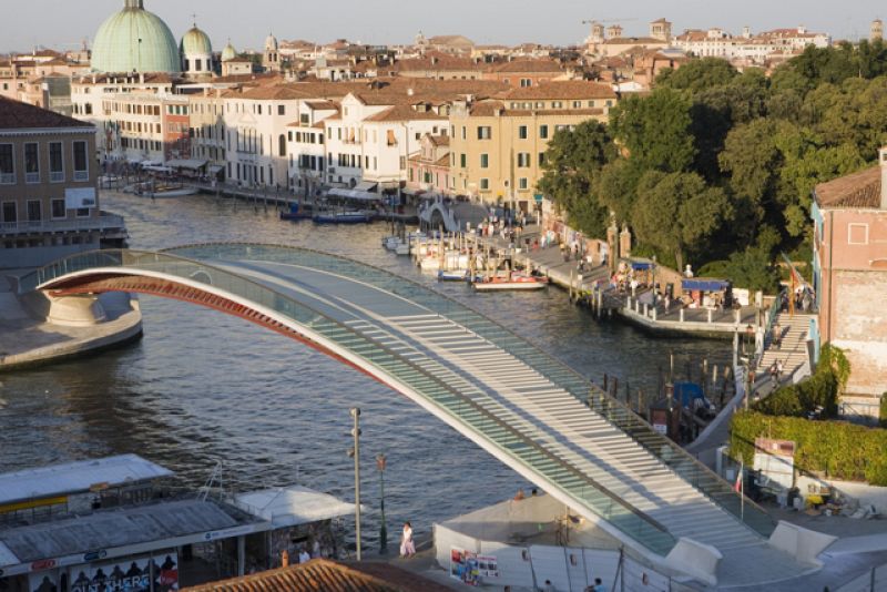 Absuelven a Santiago Calatrava por el caso de sobrecostes en un puente de Venecia