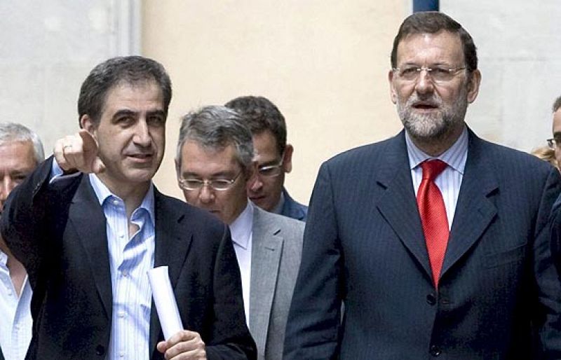 Rajoy pone como ejemplo a Colombia para luchar contra el terrorismo frente a los "atajos"