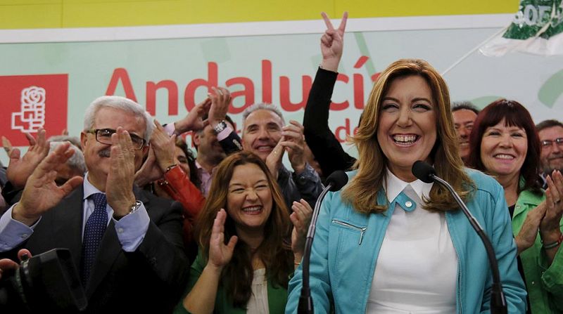 El PSOE aguanta con mayoría simple, el PP se hunde y Podemos irrumpe en Andalucía