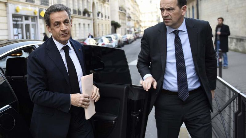 Sarkozy resurge, Le Pen frena su ascenso y la izquierda sigue a la deriva en Francia
