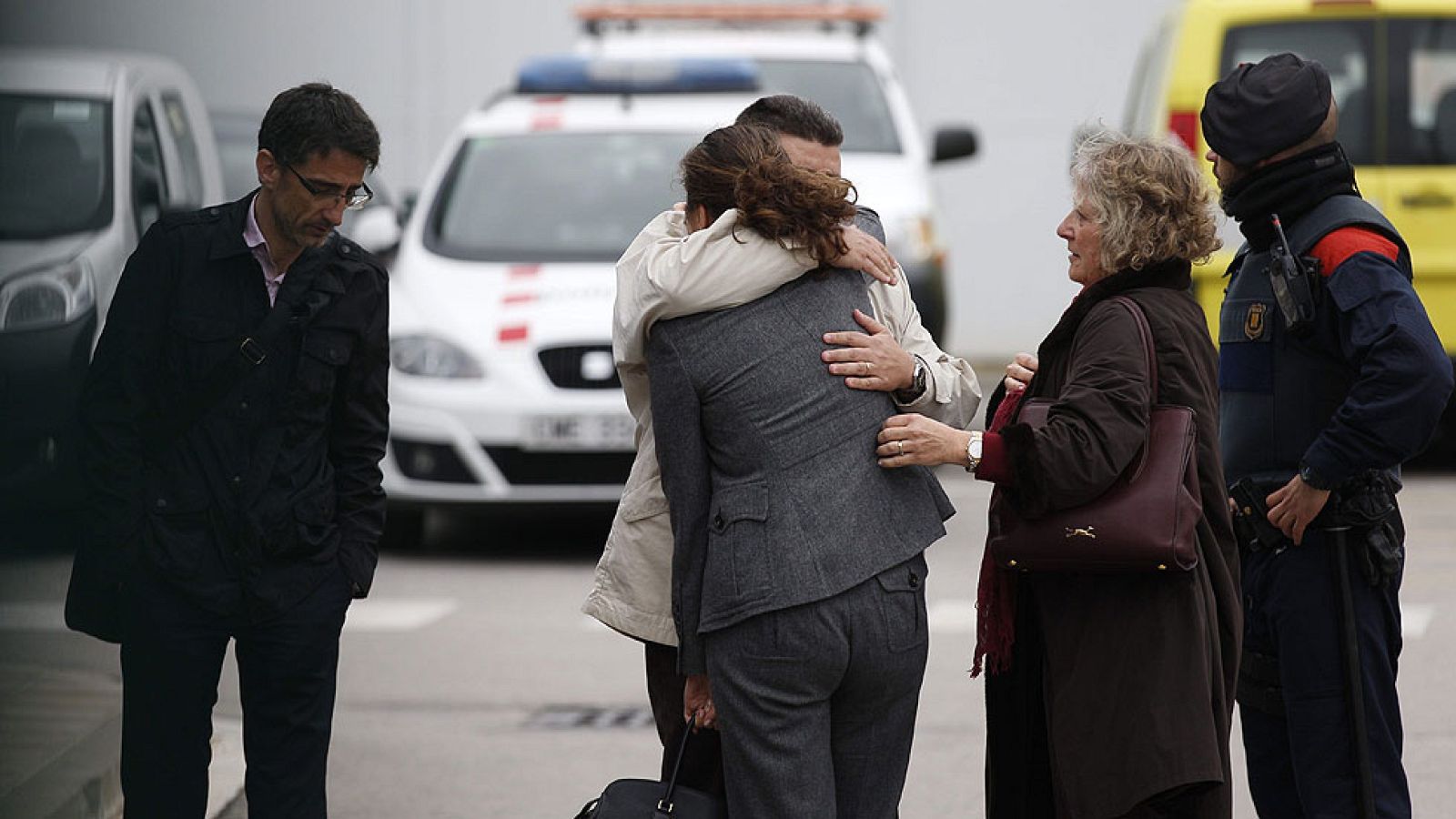 Se estrella un avión con 150 personas en los Alpes que volaba de Barcelona a Düsseldorf | Ver