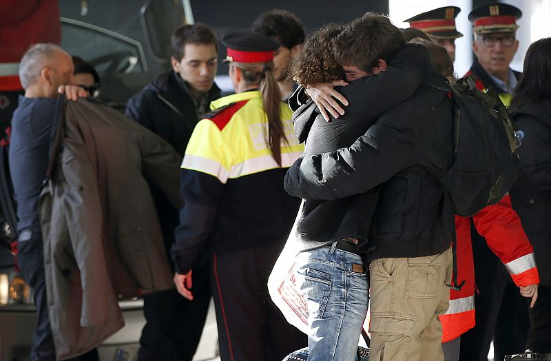 El Gobierno rebaja a 50 la cifra "provisional" de españoles que viajaban en el avión siniestrado