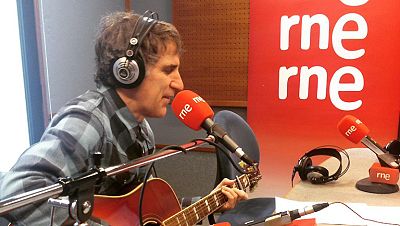 Las mañanas de RNE - Mikel Erentxun: "'Corazones' es mi disco más completo y ambicioso" - Escuchar ahora