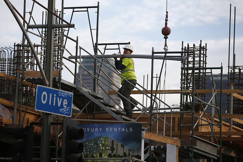 EE.UU. creció un 2,2% entre octubre y diciembre, menos que en el trimestre previo