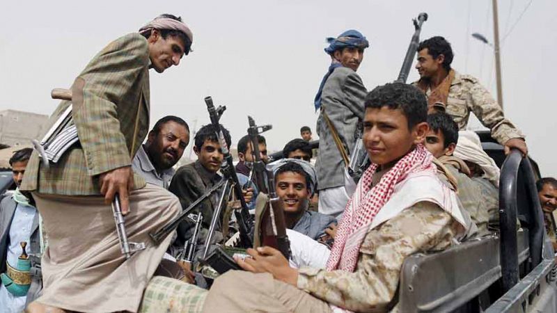 Evacúan a más de 300 personas de Yemen, entre ellas el personal de la ONU, por el conflicto