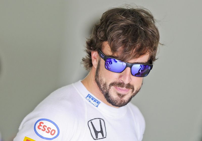 Alonso: "Yo no noté nada, el equipo me dijo que parara"