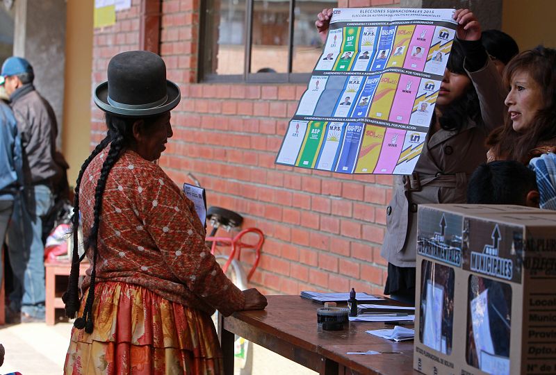La oposición boliviana gana terreno en las elecciones departamentales y municipales