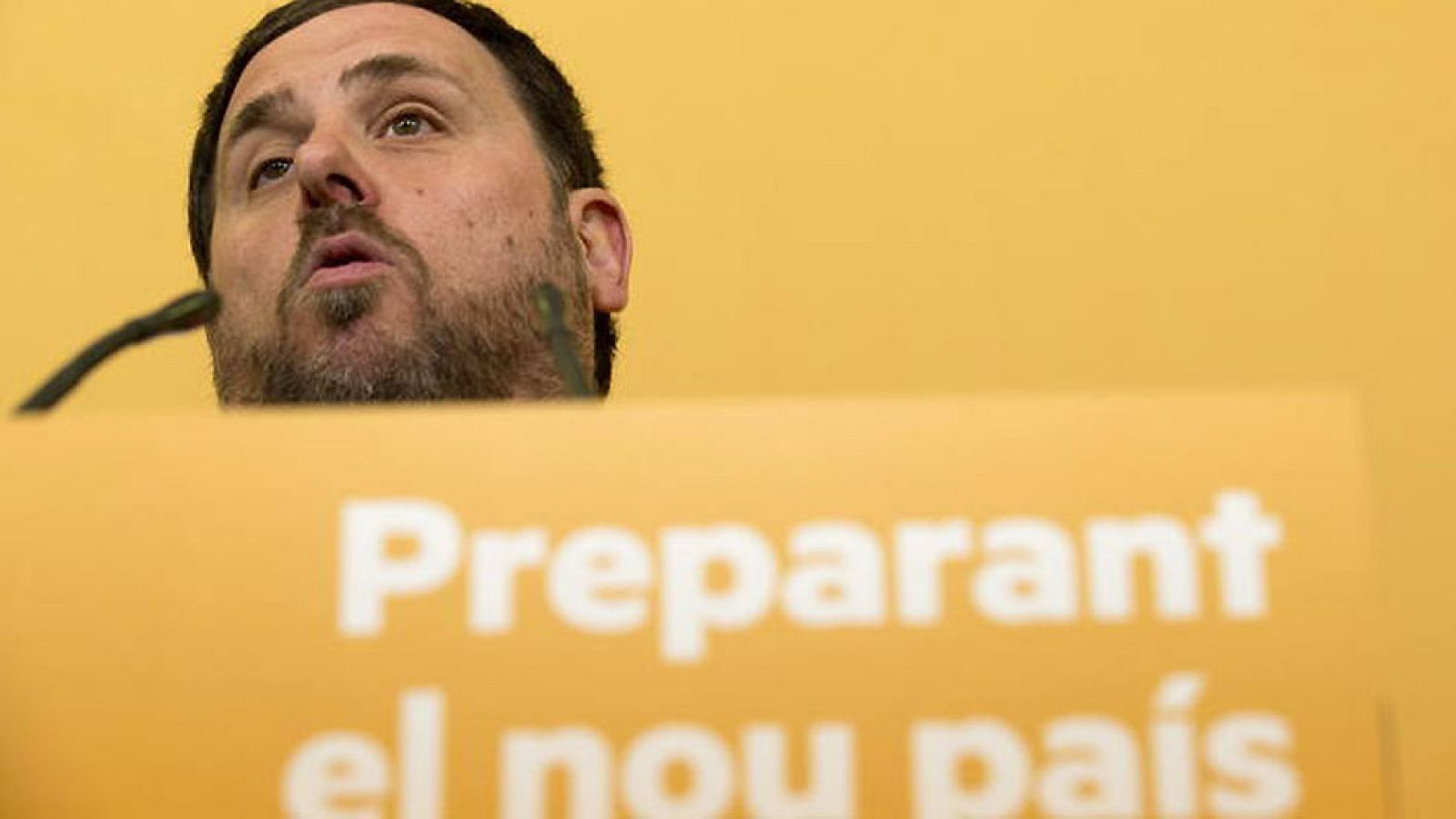 Partidos y entidades catalanas firman el pacto independentista del que sale EUiA | Ver