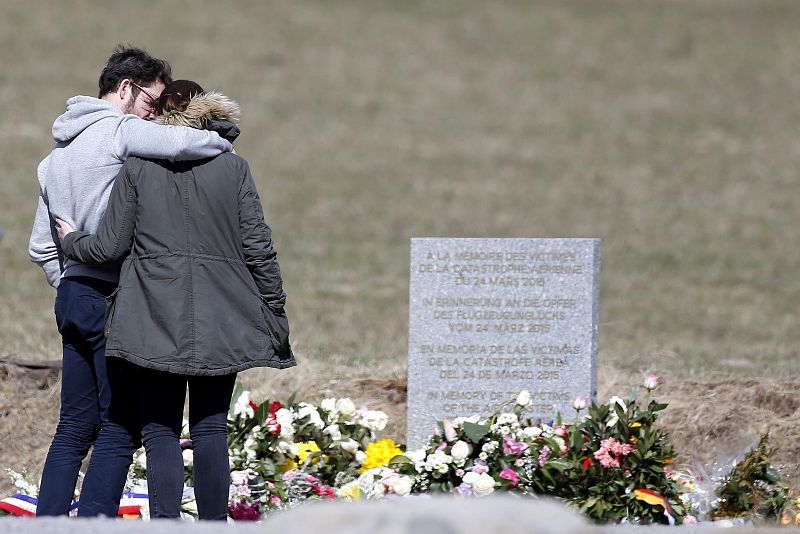 La identificación de las víctimas del accidente aéreo en Francia tardará entre 2 y 4 meses