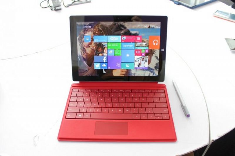 La nueva versión de la tableta Surface 3, más pequeña y ligera, se lanza en mayo
