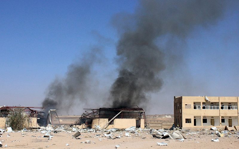 Los hutíes de Yemen entran con tanques y misiles en Adén pese a los bombardeos de la coalición