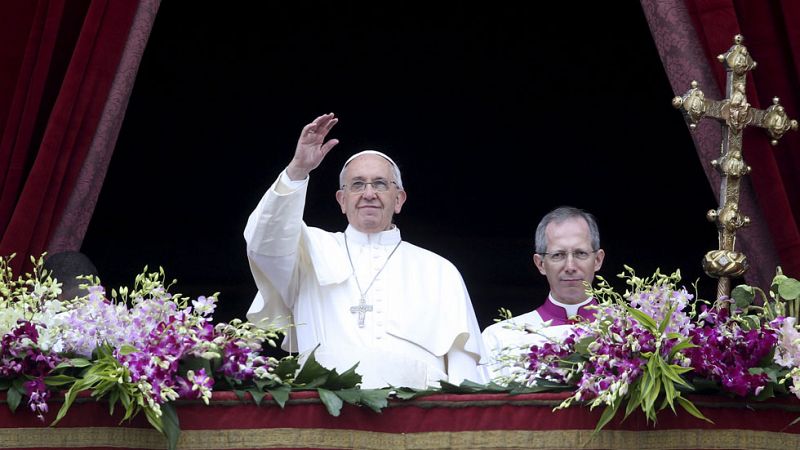 El papa pide "alivio" para los cristianos perseguidos y el fin de los conflictos armados