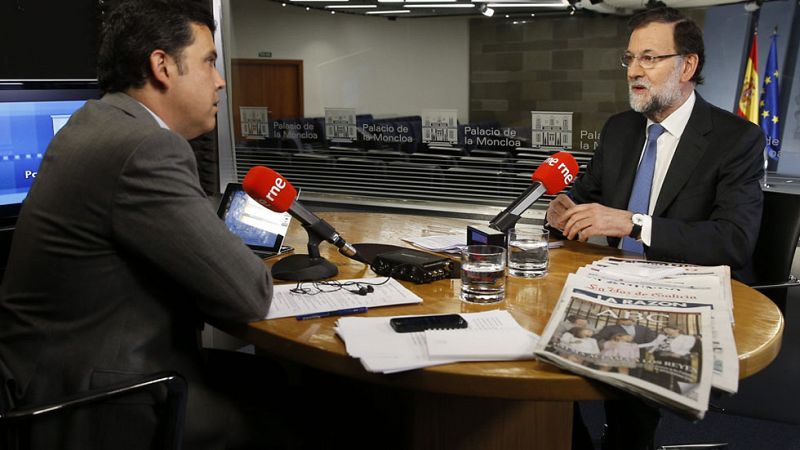 Rajoy admite que puede haber "discrepancias" en el PP pero descarta hacer cambios en el partido