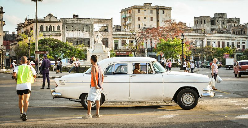 "En Cuba existe el riesgo de que se mezcle lo peor del socialismo y del capitalismo"