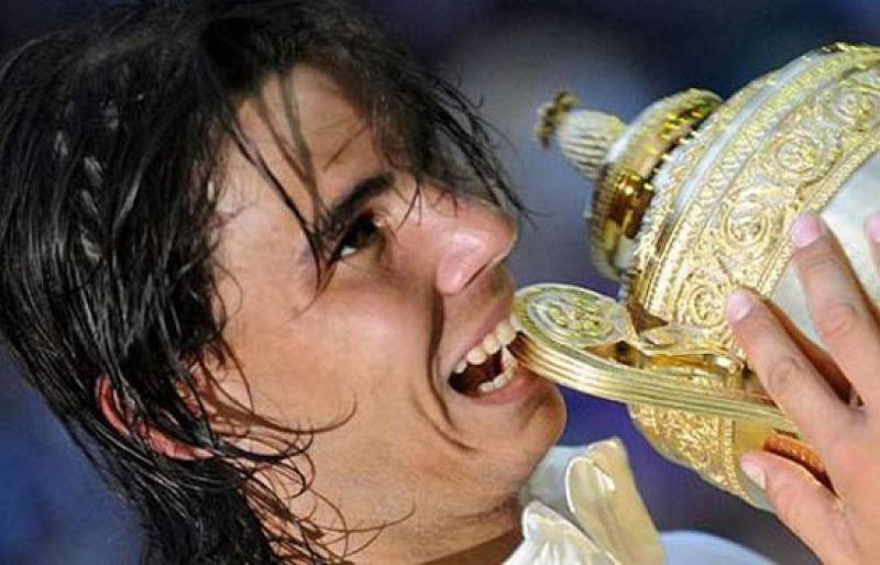 La prensa corona a Nadal