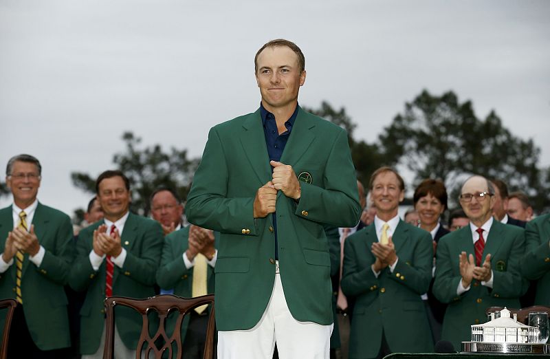 Jordan Spieth hace valer su ventaja y se entalla la chaqueta verde en Augusta