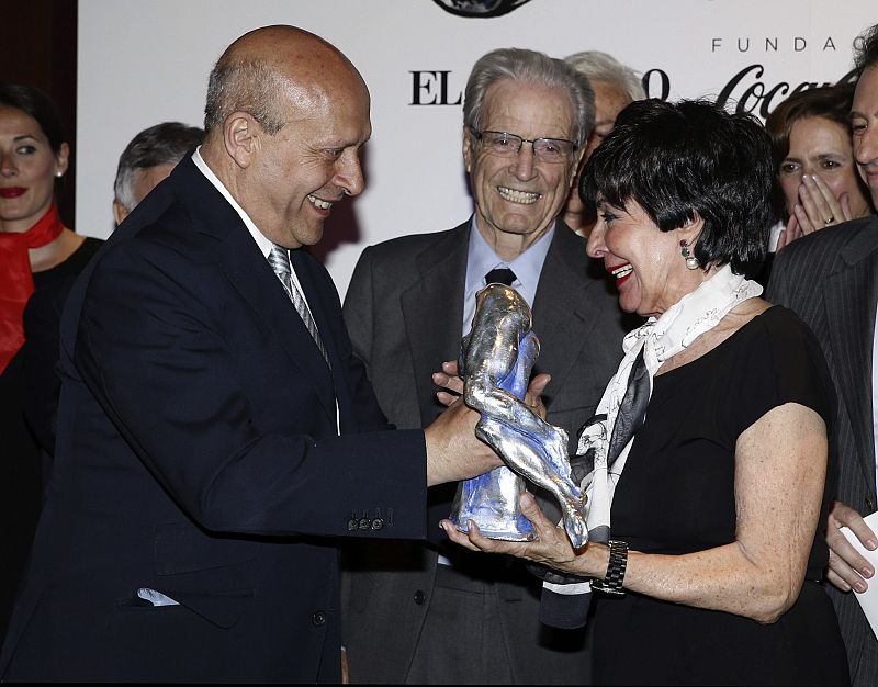 La actriz Concha Velasco gana el premio Valle-Inclán de teatro 2015 por su papel en 'Hécuba'