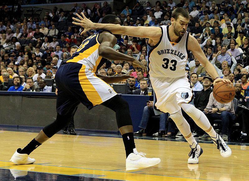 Los hermanos Gasol vuelven a brillan y se preparan para los 'play-offs' de la NBA