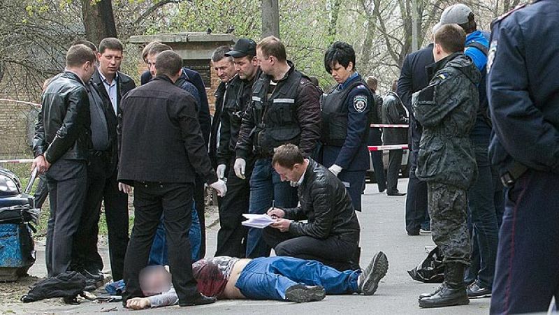 Asesinan a tiros a un periodista y a un diputado prorrusos en Ucrania
