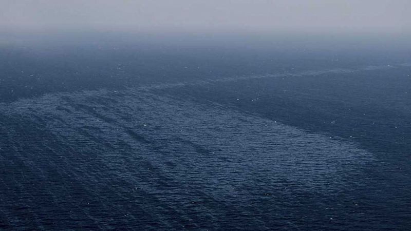 La mancha del buque ruso hundido en Canarias está a 92 kilómetros de la costa