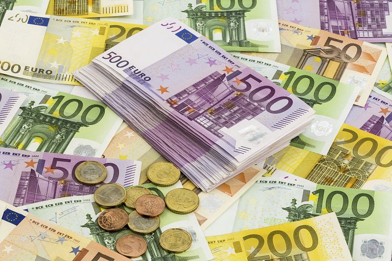 España capta 2.567 millones en letras y repite con intereses negativos a tres meses