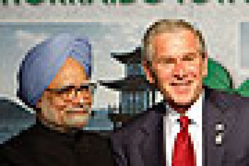 Bush apuesta por la colaboración nuclear con India