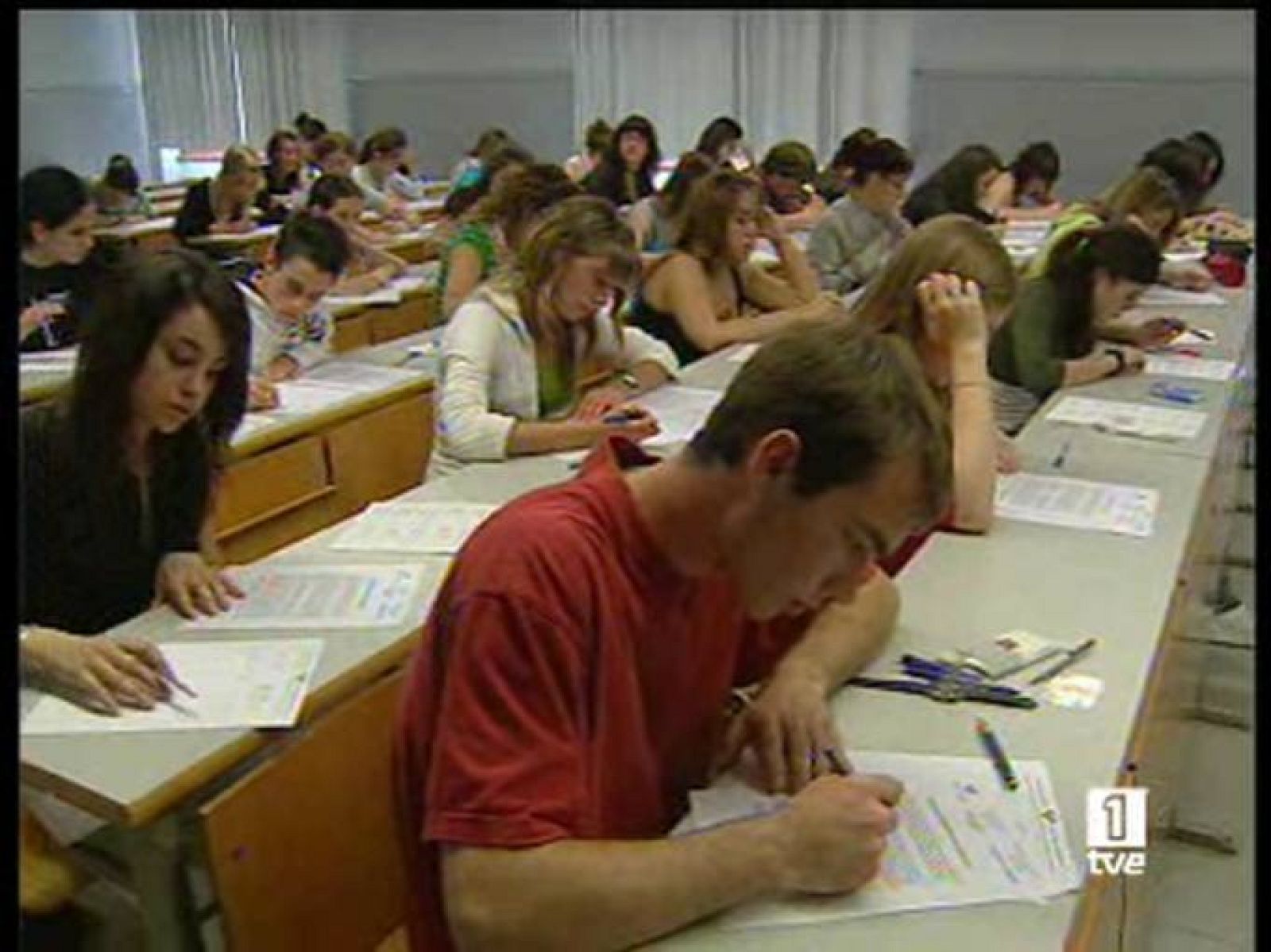 En junio de 2010, habrá nuevo examen de selectividad para acceder a la universidad | Ver
