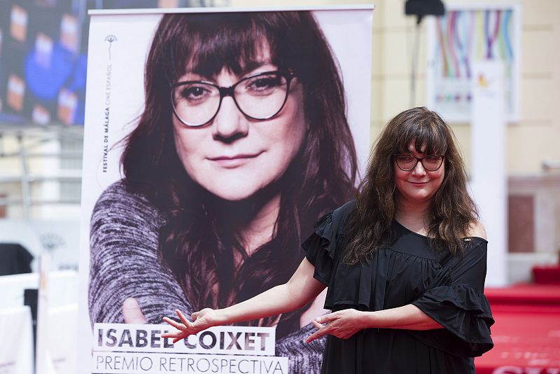 Isabel Coixet, feliz por hacer una película "para no cortarse las venas"
