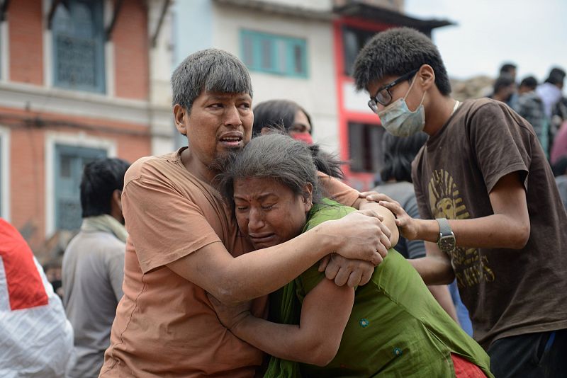 La comunidad internacional se solidariza con Nepal tras el "devastador" terremoto