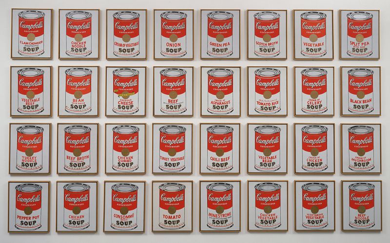 Andy Warhol y 32 latas de sopa en línea