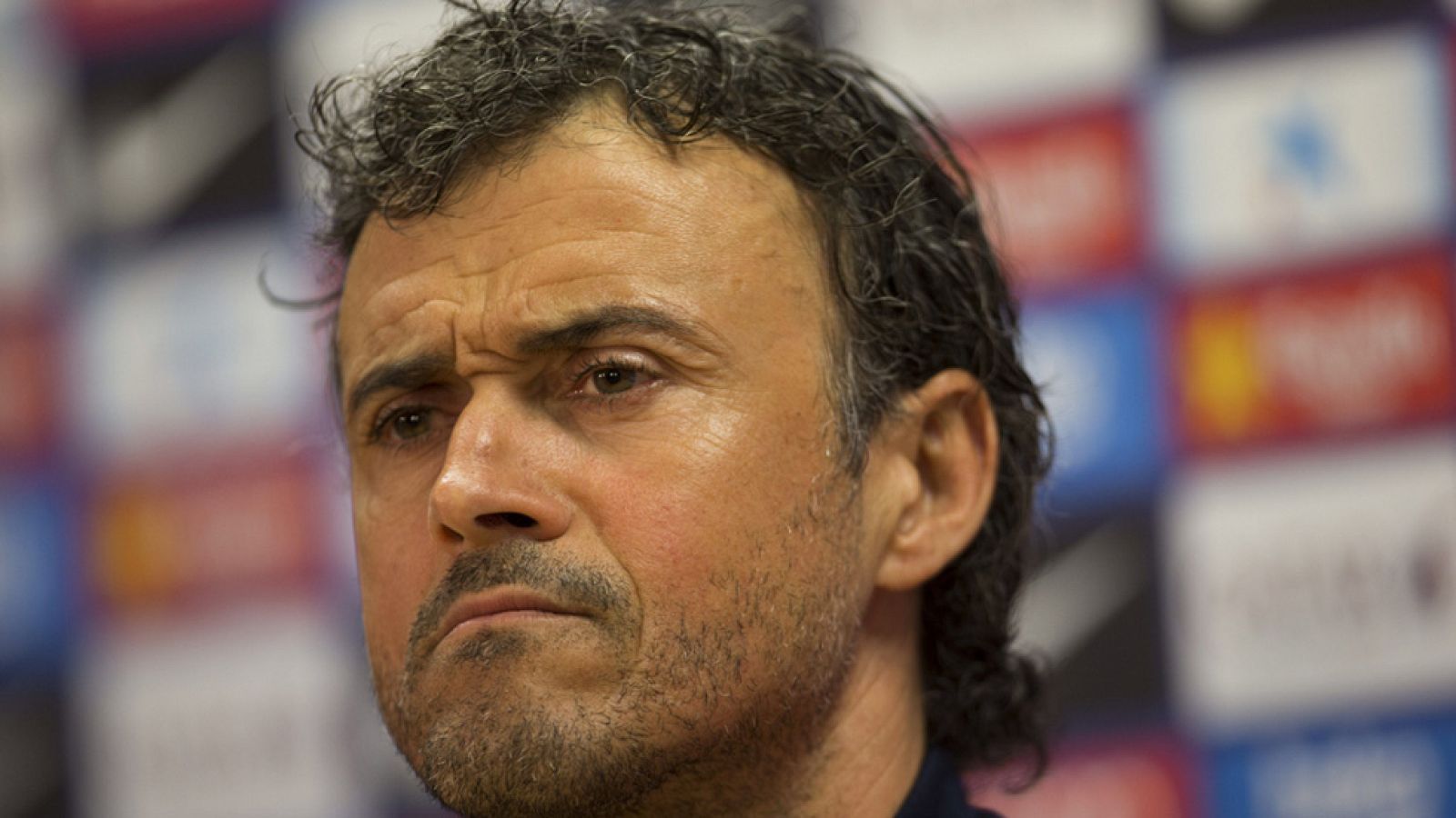 Con opciones de conseguir el triplete cuando quedan nueve partidos para el término de la temporada, el entrenador del Barcelona, Luis Enrique, ha asegurado que los "títulos marcarán" el éxito del camino recorrido hasta la fecha. En la previa del part