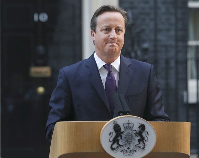 Cameron aventaja en un punto a Miliband a diez días de las elecciones en Reino Unido