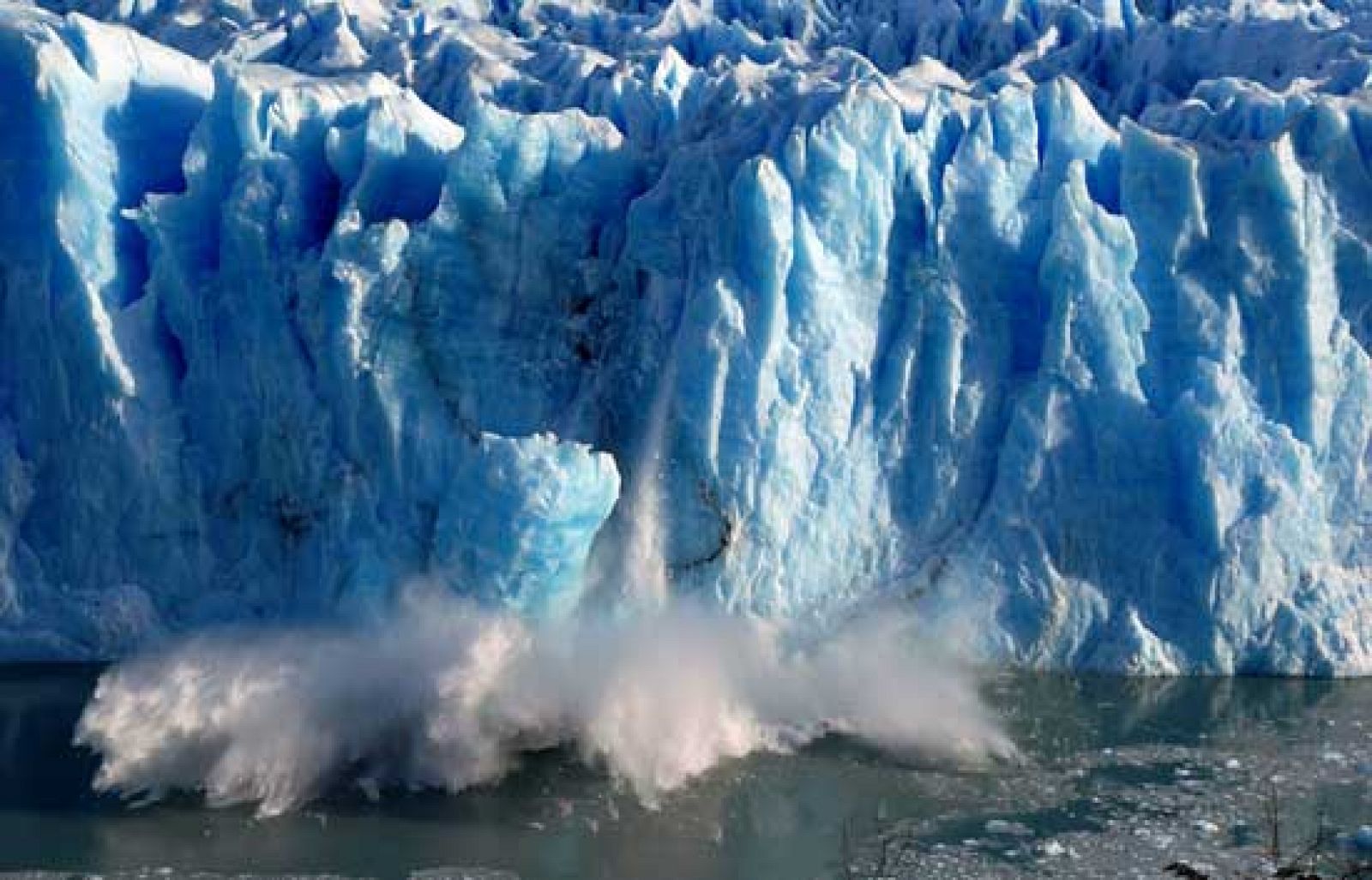 El glaciar Perito Moreno se rompe del todo | Ver
