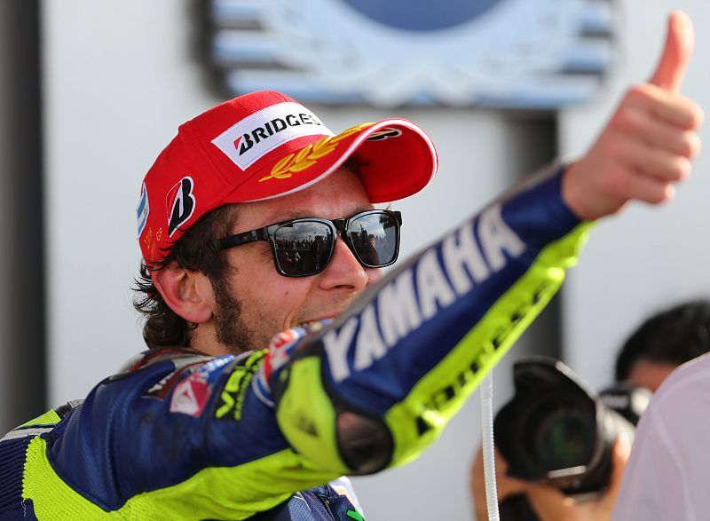 Rossi defiende su liderato en Jerez