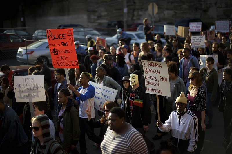 Los enfrentamientos con la Policía se trasladan a Filadelfia mientras Baltimore vuelve a la calma