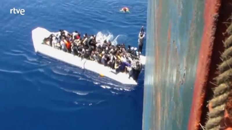Unos 40 inmigrantes habrían muerto en el canal de Sicilia intentando llegar a Italia