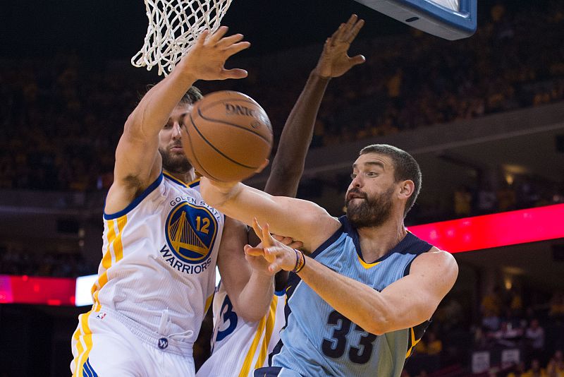 Conley dio triunfo a Grizzlies y empata la serie con los Warriors