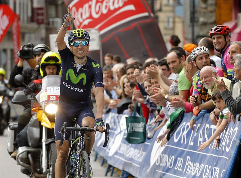 Beñat Intxausti e Igor Antón liderarán al Movistar en el Giro de Italia