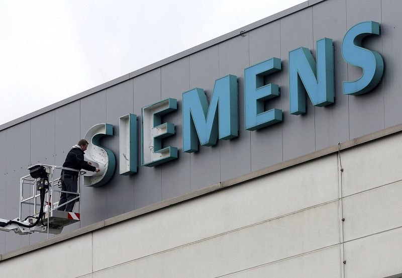 Siemens recortará otros 4.500 empleos que se suman a los 7.800 que anunció en febrero