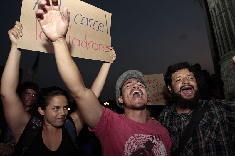 Dimite la vicepresidenta de Guatemala por su supuesta implicación en un caso de corrupción