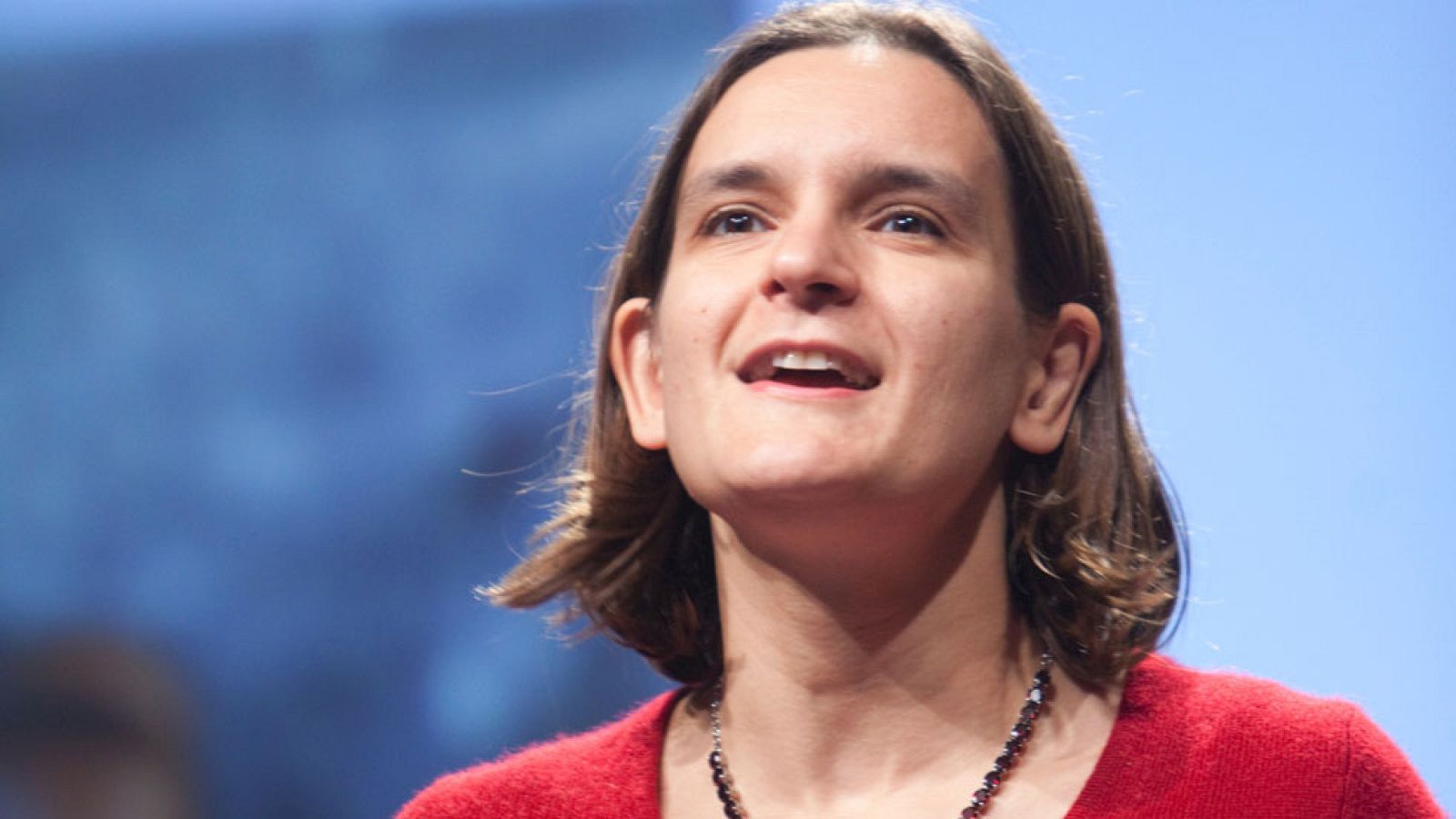 La economista francesa Esther Duflo, Premio Princesa de Asturias de Ciencias Sociales - Premios Princesa de Asturias | Ver