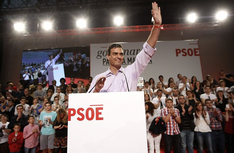 Sánchez reivindica los 136 años de historia del PSOE y su "hoja de servicios digna"
