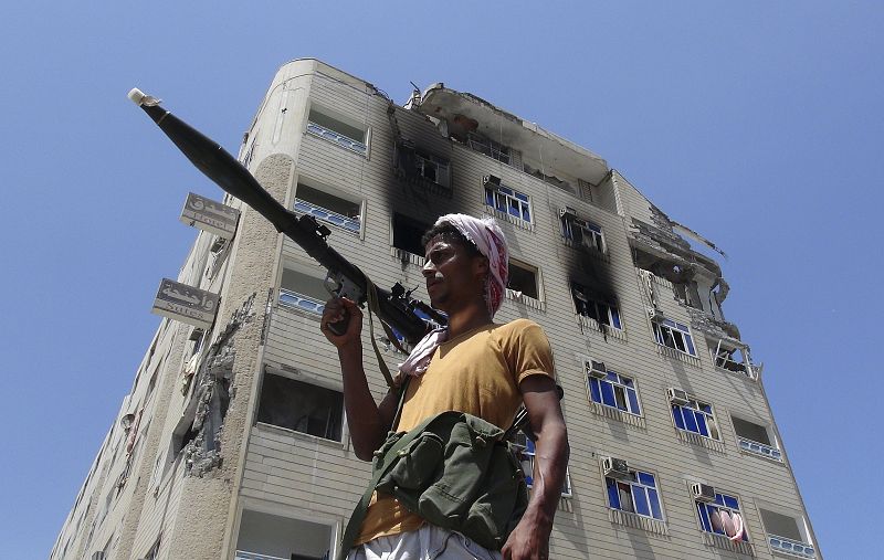 La coalición reanuda los bombardeos a los hutíes en Yemen tras el fin de los cinco días de tregua