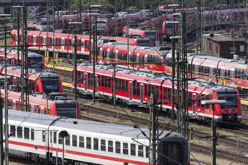 La huelga del sindicato de maquinistas alemanes se extiende a los trenes de pasajeros